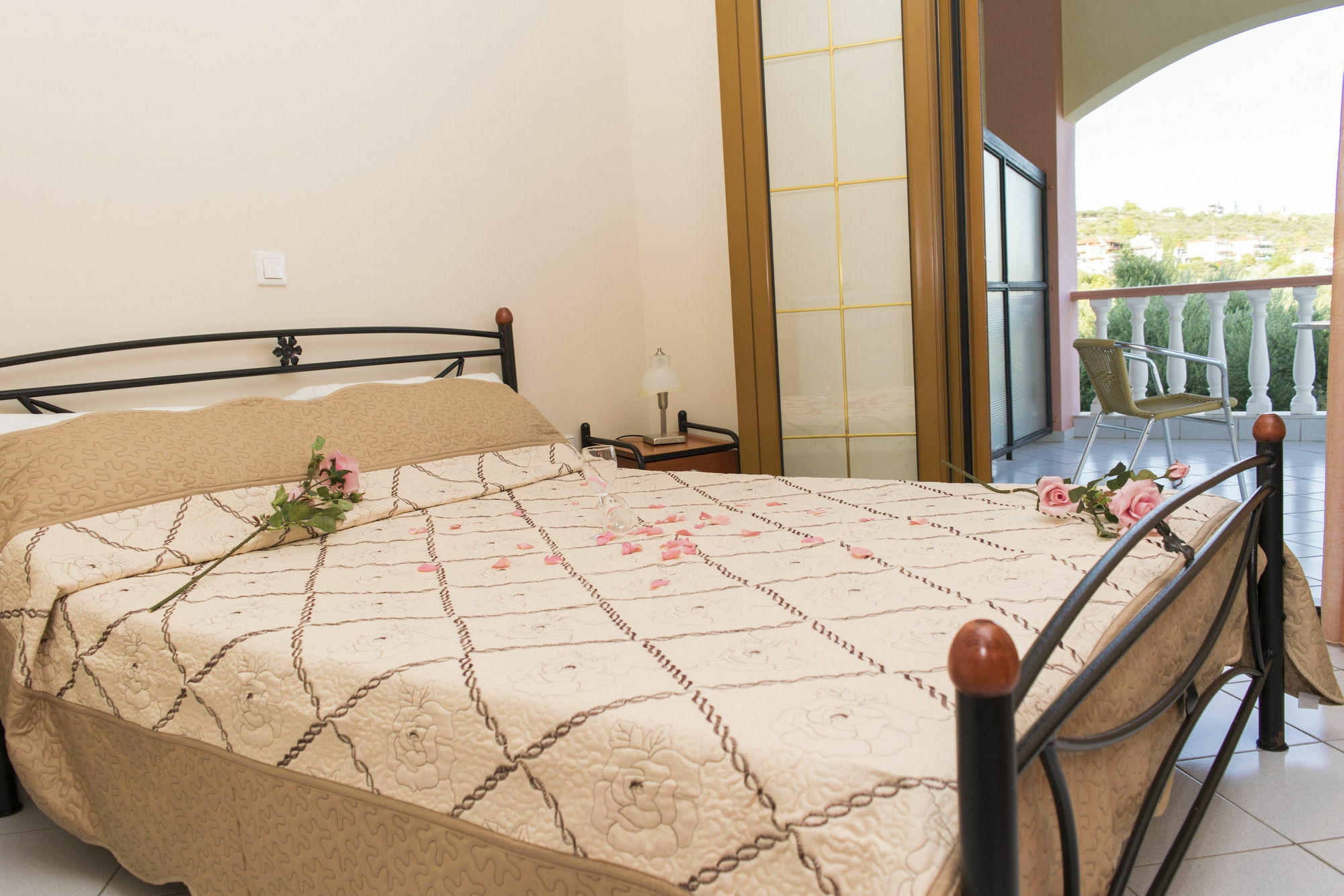 Sofia Apartments Mavrovouni  Ngoại thất bức ảnh
