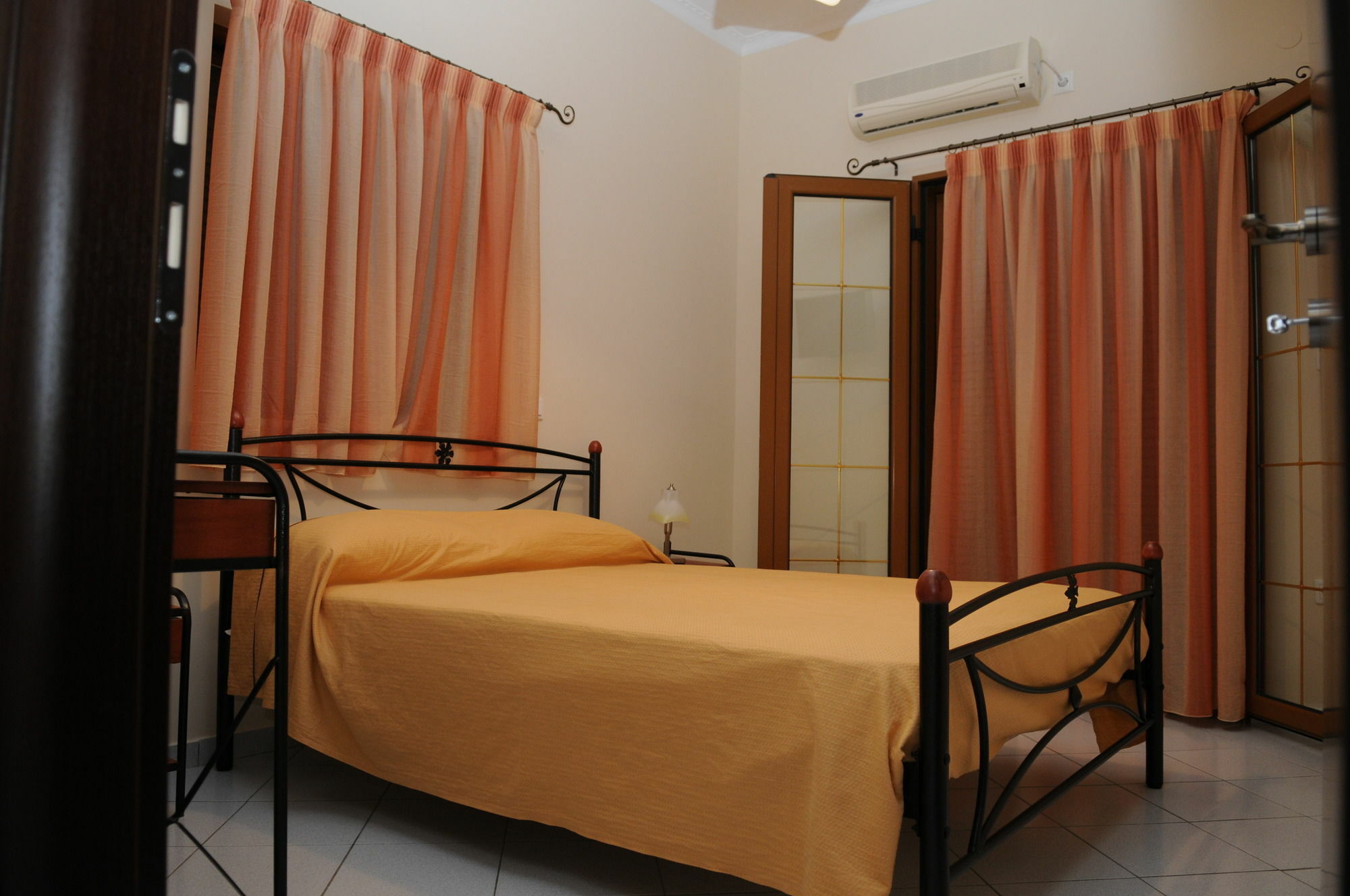 Sofia Apartments Mavrovouni  Ngoại thất bức ảnh